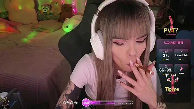 Kerry Kirk online show from 03-10-25, 08:01