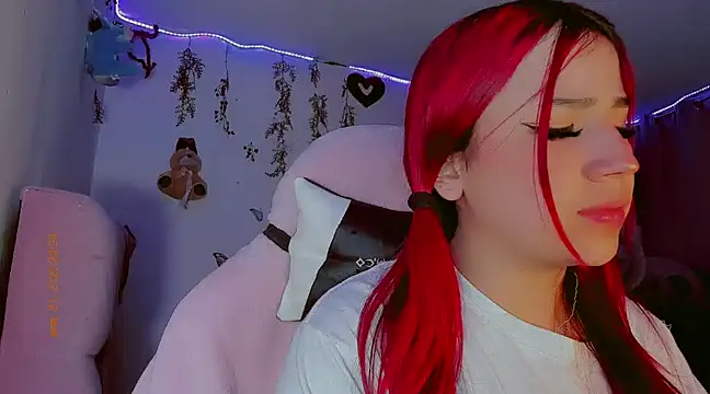 madisonx17 online show from 01-22-25, 04:34