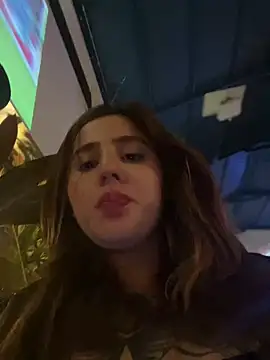 ValerieHilton online show from 03-18-25, 01:43