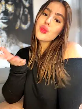 ValerieHilton online show from 10-19-25, 07:03