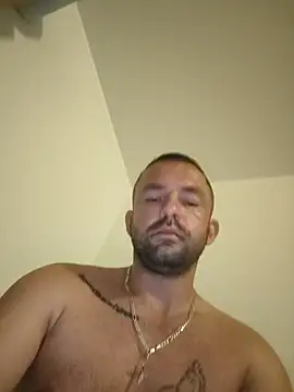 Snapshot of magicSeX4You chatting on 06-23-26, 10:41 magicSeX4You online show from 06-23-26, 10:41