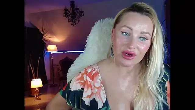 Snapshot of eyesangel22 chatting on 12-21-24, 03:42 eyesangel22 online show from 12-21-24, 03:42