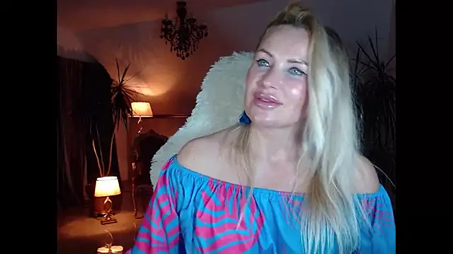 Snapshot of eyesangel22 chatting on 01-24-25, 03:55 eyesangel22 online show from 01-24-25, 03:55