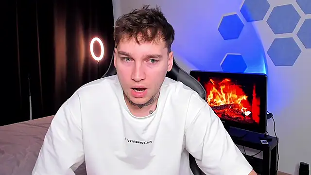 Chris Tyson online show from 12-05-25, 07:28