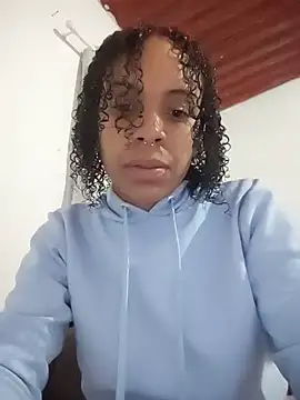 Julia Pretinha online show from 11-09-25, 09:02