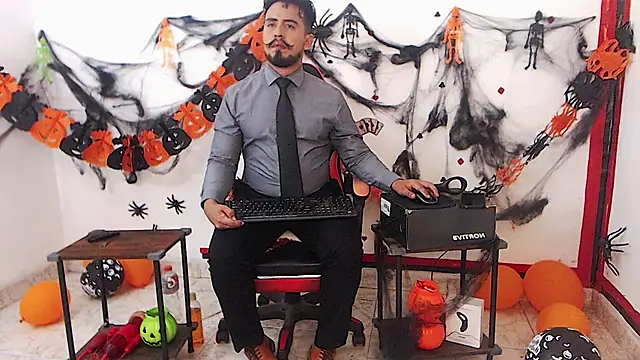 KalethBigDick online show from 10-28-25, 07:01