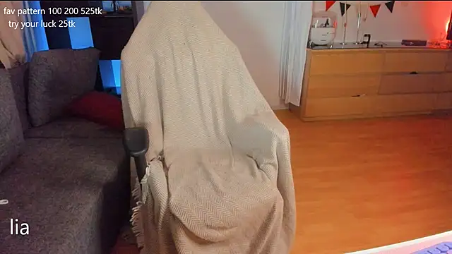 lil lia online show from 02-20-25, 09:53