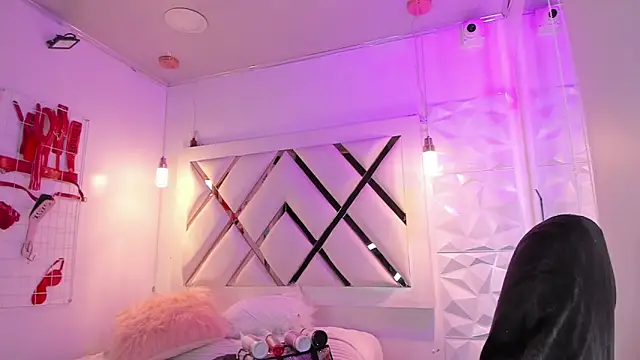 ary cooper  online show from 02-01-25, 01:30