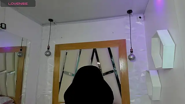 ary cooper  online show from 10-02-25, 01:07