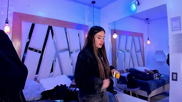 ary cooper  online show from 11-28-25, 12:52