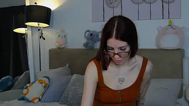 Snapshot of CassKiera chatting on 09-10-25, 05:07 CassKiera online show from 09-10-25, 05:07
