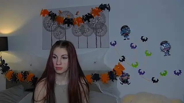 Snapshot of CassKiera chatting on 10-26-25, 05:57 CassKiera online show from 10-26-25, 05:57