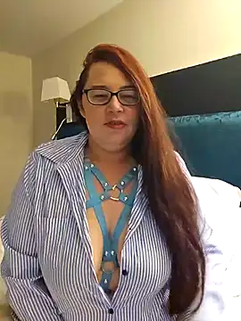 Snapshot of Sexy_Binxy chatting on 12-13-24, 10:23 Sexy Binxy online show from 12-13-24, 10:23