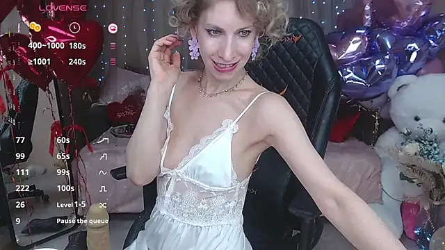 AdrianaSea online show from 03-01-25, 02:55