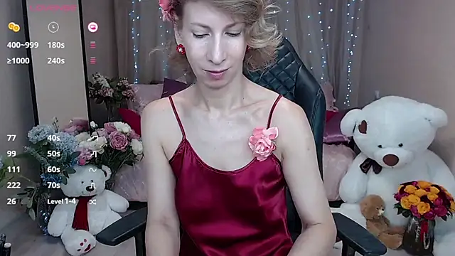 AdrianaSea online show from 09-16-25, 06:14