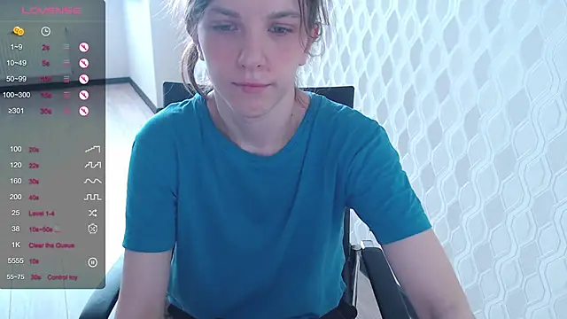 LisaHeart online show from 03-15-25, 12:56