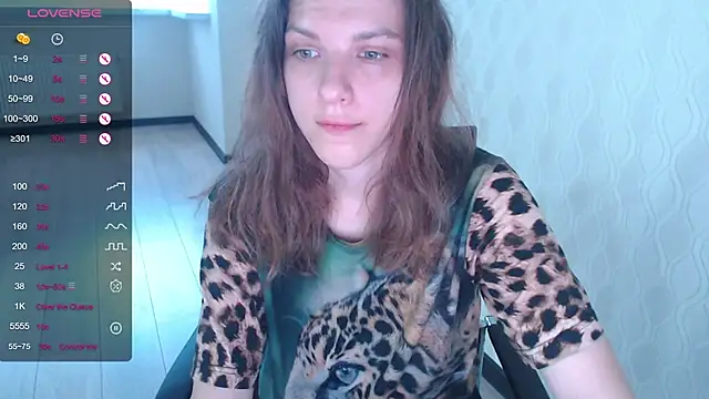 LisaHeart online show from 10-11-25, 01:31