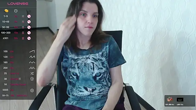 LisaHeart online show from 12-15-25, 06:56