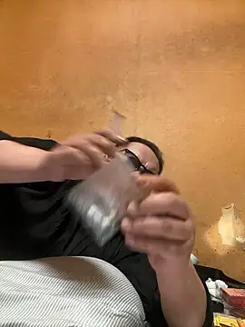 punk0805 online show from 04-05-26, 01:52