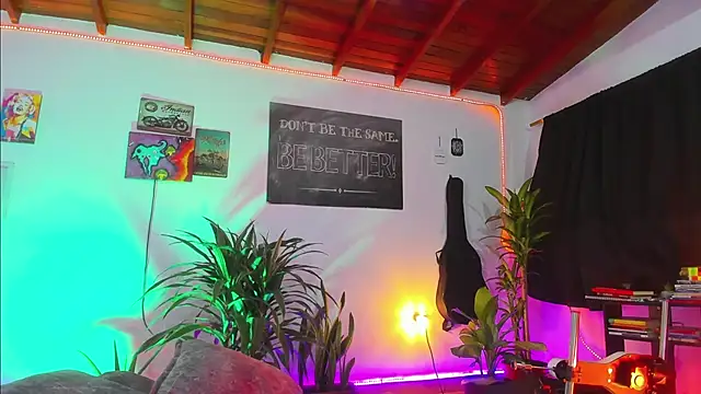 Sky nabi online show from 09-18-25, 03:08