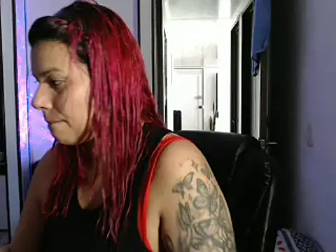 Snapshot of CarolinaRincon chatting on 02-09-25, 08:45 CarolinaRincon online show from 02-09-25, 08:45