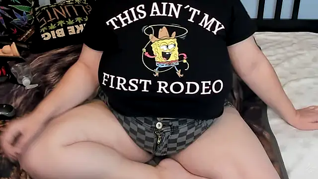 Chloenightmare online show from 10-29-25, 09:05