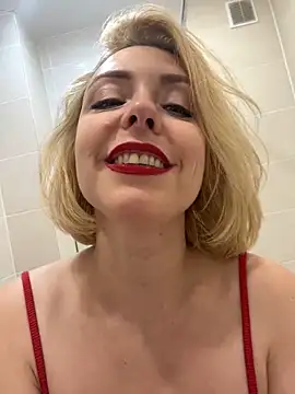 Snapshot of Yourdirtybitch chatting on 01-10-25, 05:56 Yourdirtybitch online show from 01-10-25, 05:56