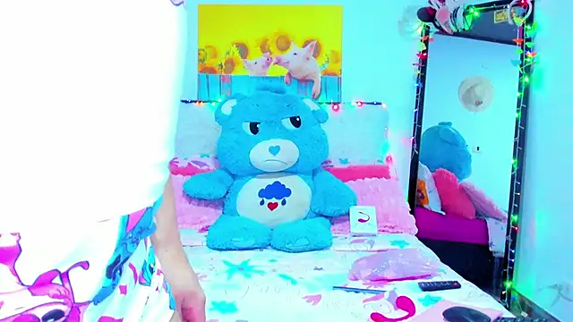 Candy Candy   online show from 11-23-25, 11:15