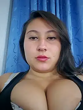 Snapshot of Celeem_ chatting on 12-21-24, 11:13 Celeem  online show from 12-21-24, 11:13