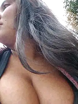 Snapshot of Celeem_ chatting on 03-05-25, 10:32 Celeem  online show from 03-05-25, 10:32