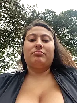 Snapshot of Celeem_ chatting on 10-12-25, 09:25 Celeem  online show from 10-12-25, 09:25