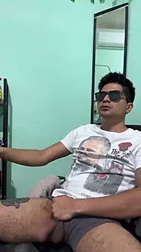 Snapshot of yObal-hot chatting on 10-21-25, 01:39 yObal-hot online show from 10-21-25, 01:39