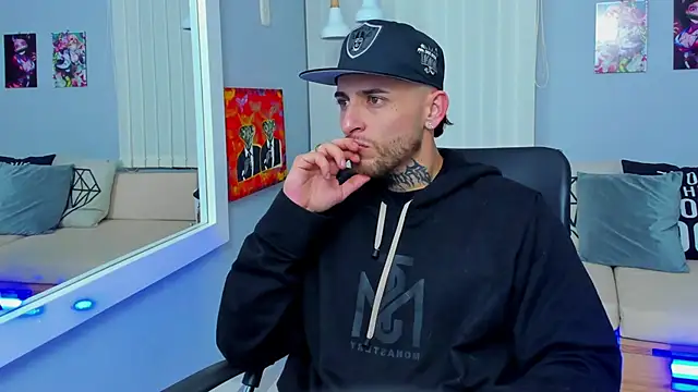Drako Lamar online show from 12-17-24, 12:43