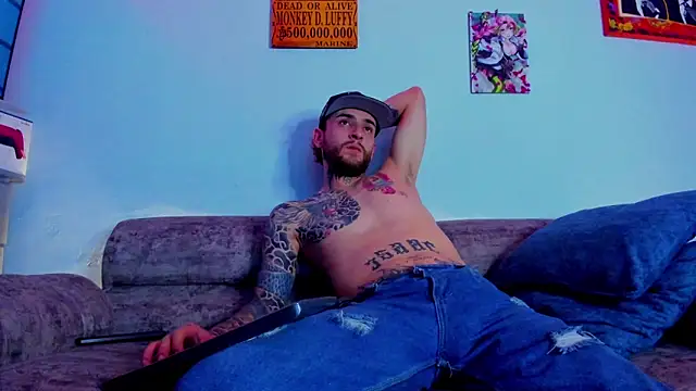 Drako Lamar online show from 11-22-25, 04:55