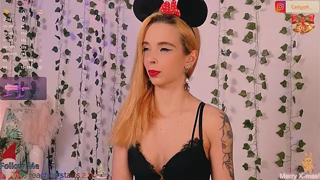 Snapshot of CarlyMilton chatting on 12-30-24, 09:19 CarlyMilton online show from 12-30-24, 09:19