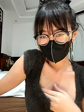 Snapshot of Na-Sweety chatting on 10-21-25, 05:24 Na-Sweety online show from 10-21-25, 05:24