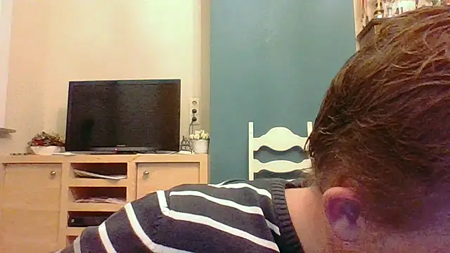 bertolini online show from 11-12-25, 04:51