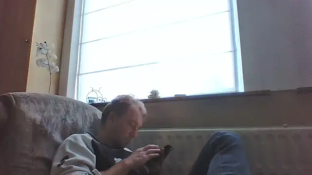 bertolini online show from 11-30-25, 01:59