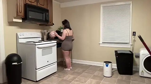 Snapshot of sexylilly69 chatting on 01-30-25, 05:30 sexylilly69 online show from 01-30-25, 05:30