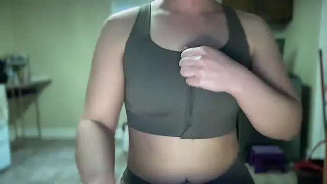 Snapshot of sexylilly69 chatting on 09-19-25, 09:59 sexylilly69 online show from 09-19-25, 09:59