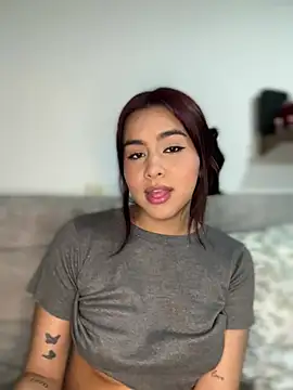 Zarah Blare online show from 01-11-25, 02:52