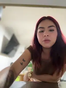 Zarah Blare online show from 02-19-25, 03:50