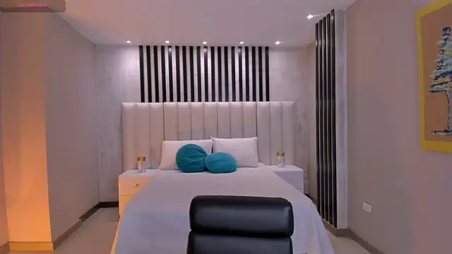 GigiLee  online show from 01-22-25, 02:15