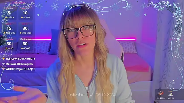 estivalae online show from 12-08-24, 11:19