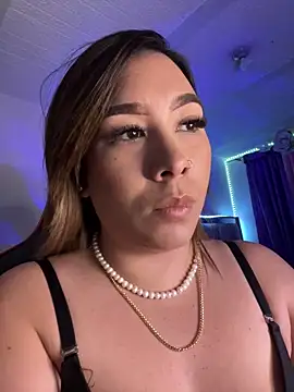 leahtemptation3 online show from 03-22-25, 05:17