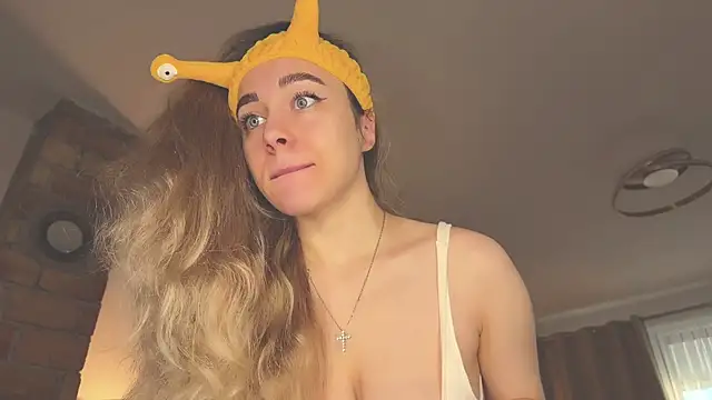 Snapshot of hotexclusive_ chatting on 12-03-24, 06:48 hotexclusive  online show from 12-03-24, 06:48