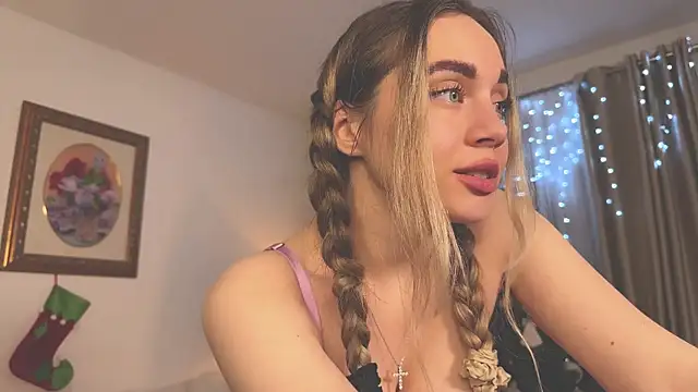 Snapshot of hotexclusive_ chatting on 01-10-25, 05:37 hotexclusive  online show from 01-10-25, 05:37