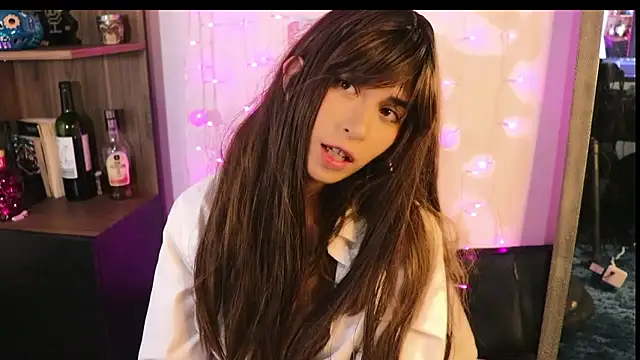  lucy white  online show from 12-09-24, 02:02