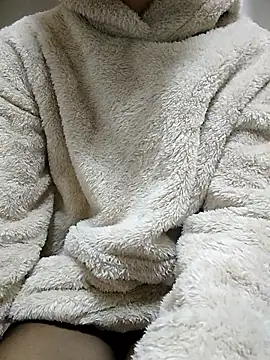 dmmsuzu95 online show from 11-18-25, 09:52