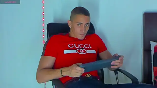 MikeRoss7777 online show from 12-23-24, 02:17